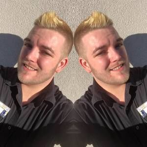 Meet your Posher, Kyle